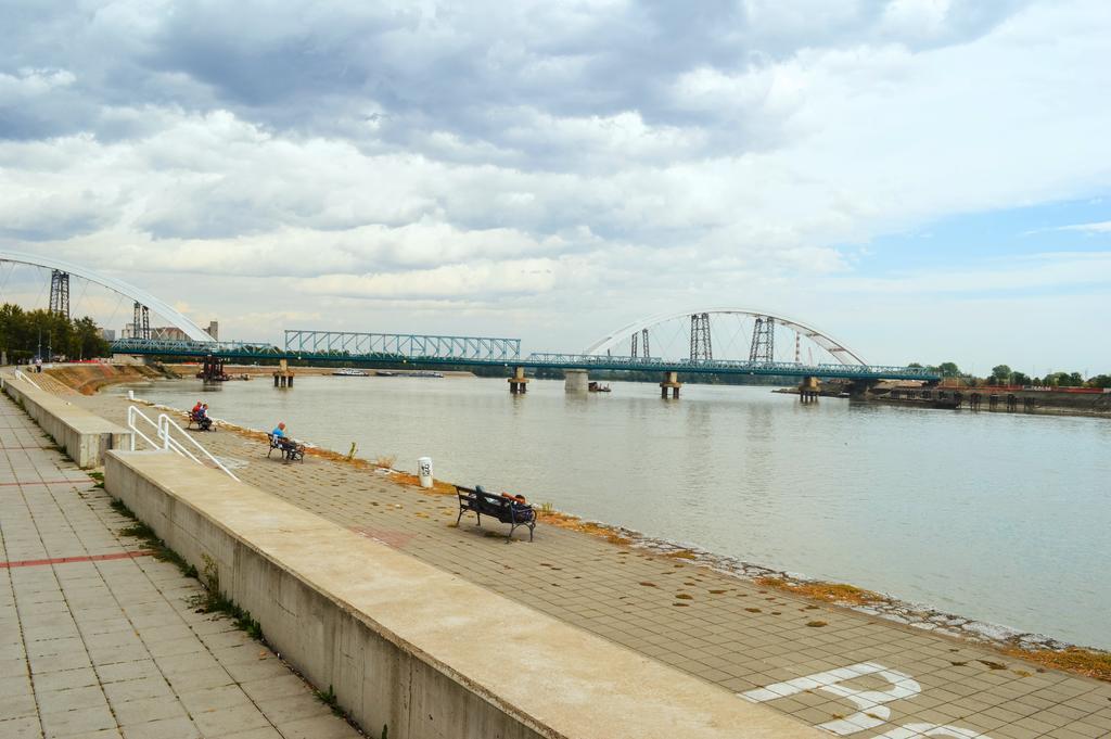 Apartment Riverside Gem Novi Sad Eksteriør bilde